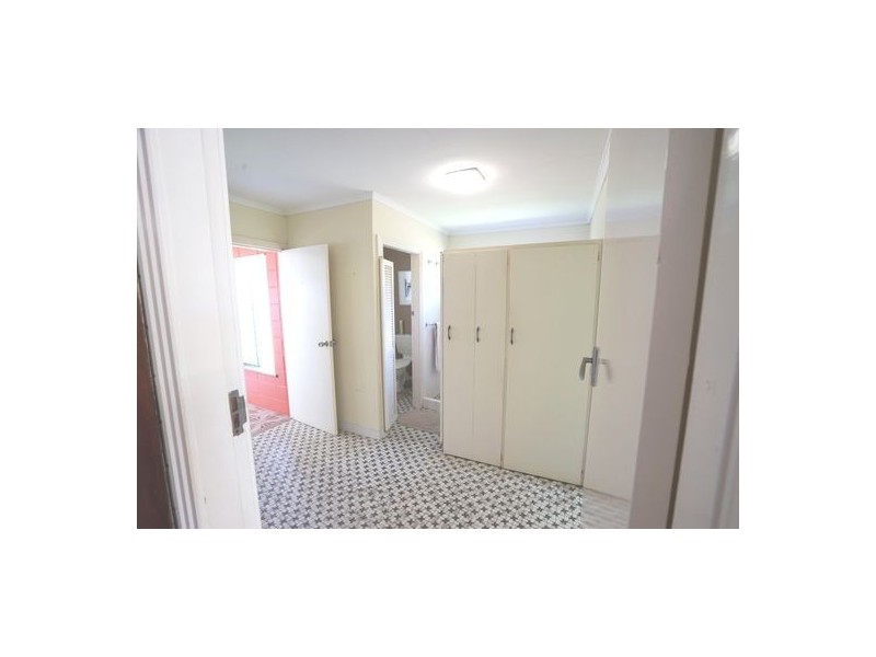 5 Tulip Street, Goondi Hill QLD 4860