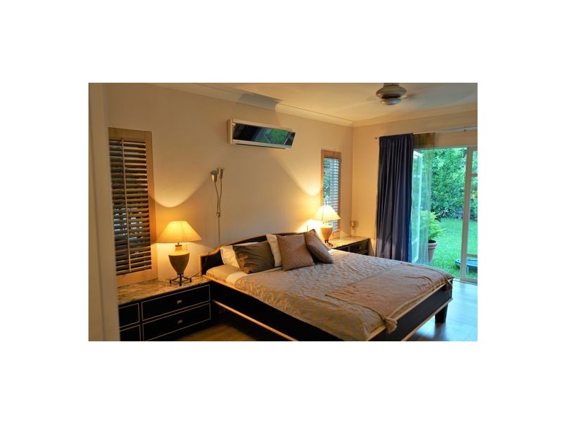 44 Stream Ave, Kewarra Beach QLD 4879