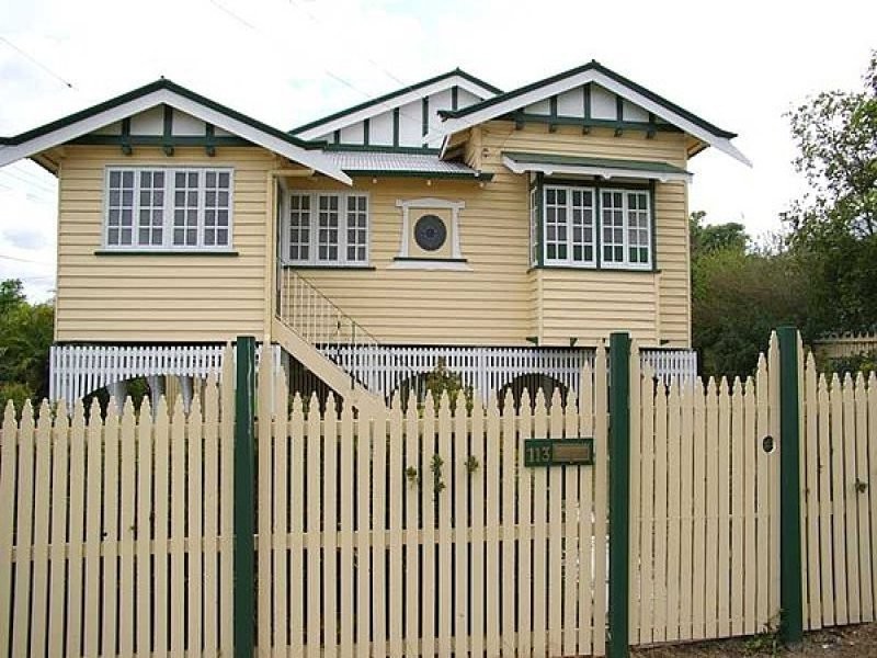 113 Glebe Road, Silkstone QLD 4304