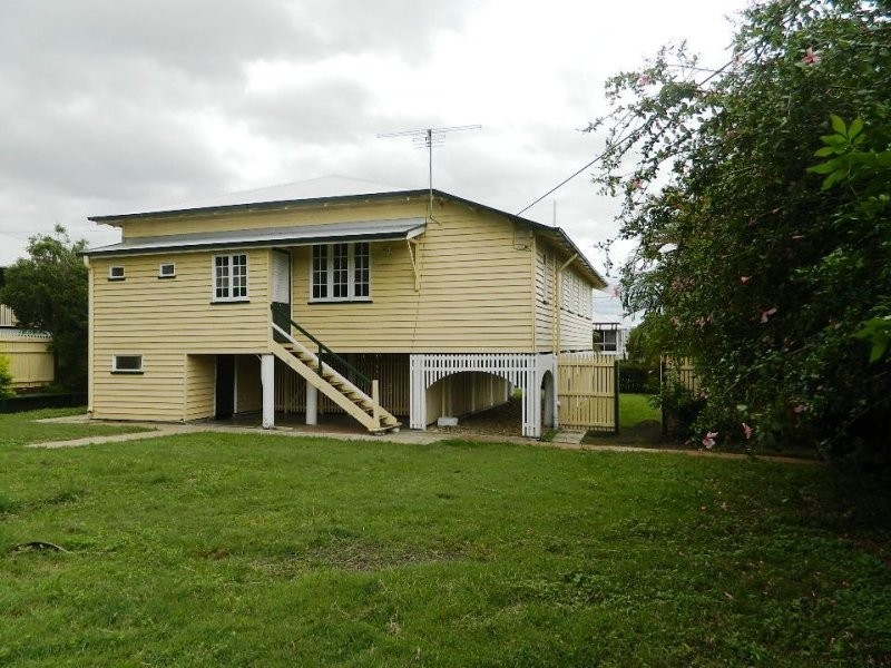 113 Glebe Road, Silkstone QLD 4304