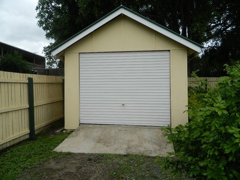 113 Glebe Road, Silkstone QLD 4304