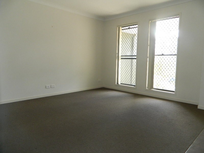 70 Fairneyview Road, Fernvale QLD 4306