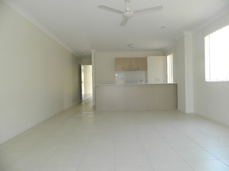 1/43 Brentwood Drive, Bundamba QLD 4304