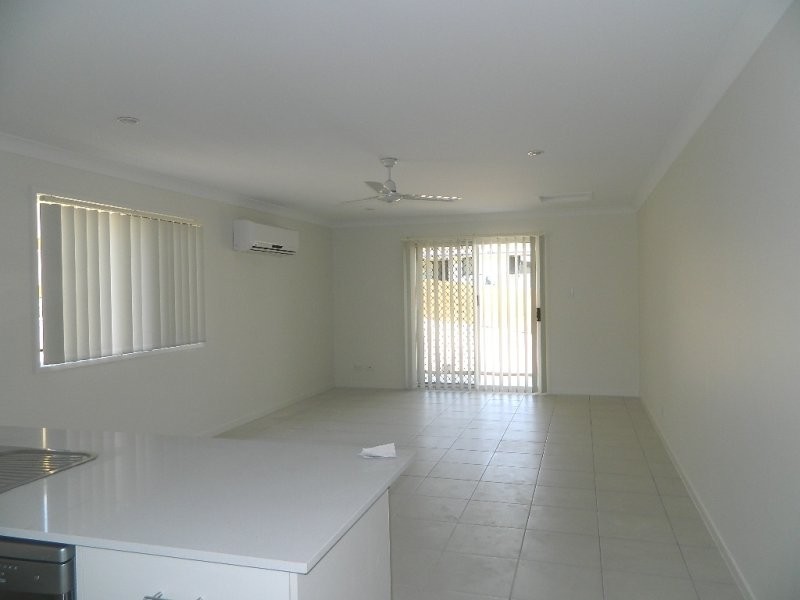 1/43 Brentwood Drive, Bundamba QLD 4304