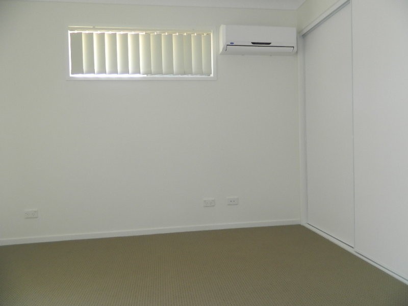1/43 Brentwood Drive, Bundamba QLD 4304
