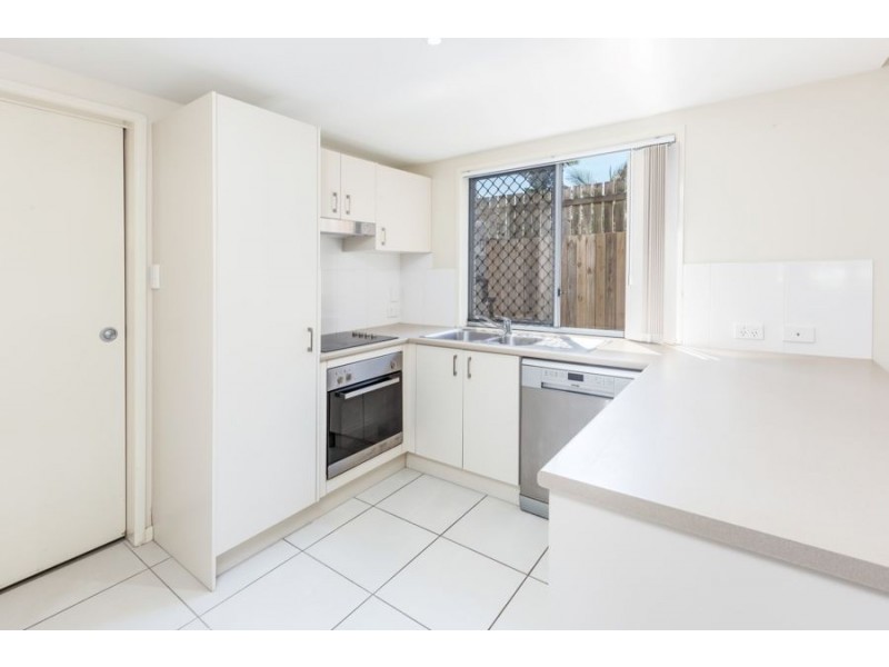 4/4 Gibbs Street, Churchill QLD 4305