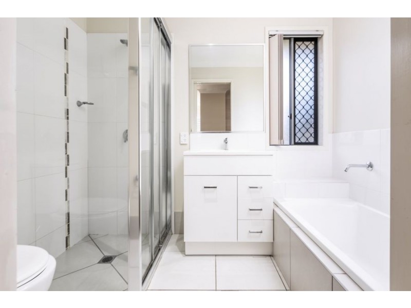 4/4 Gibbs Street, Churchill QLD 4305