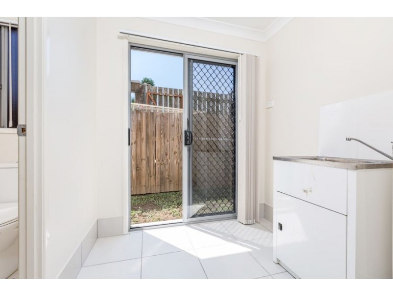 4/4 Gibbs Street, Churchill QLD 4305