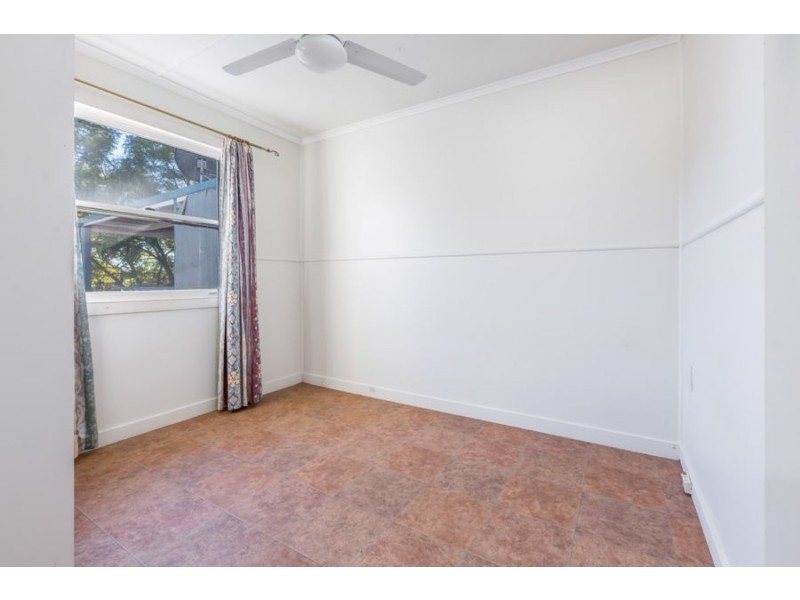 32 Baillieston Street, Leichhardt QLD 4305