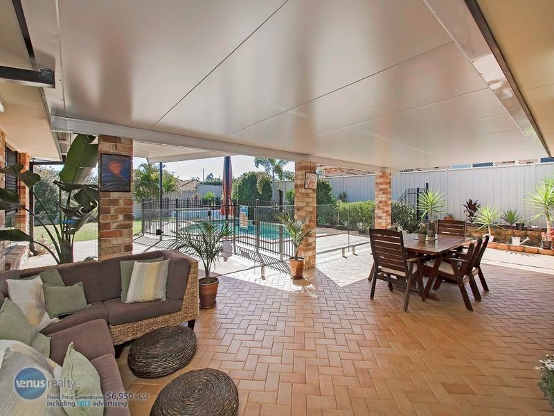 6 Regency Grove, Flinders View QLD 4305