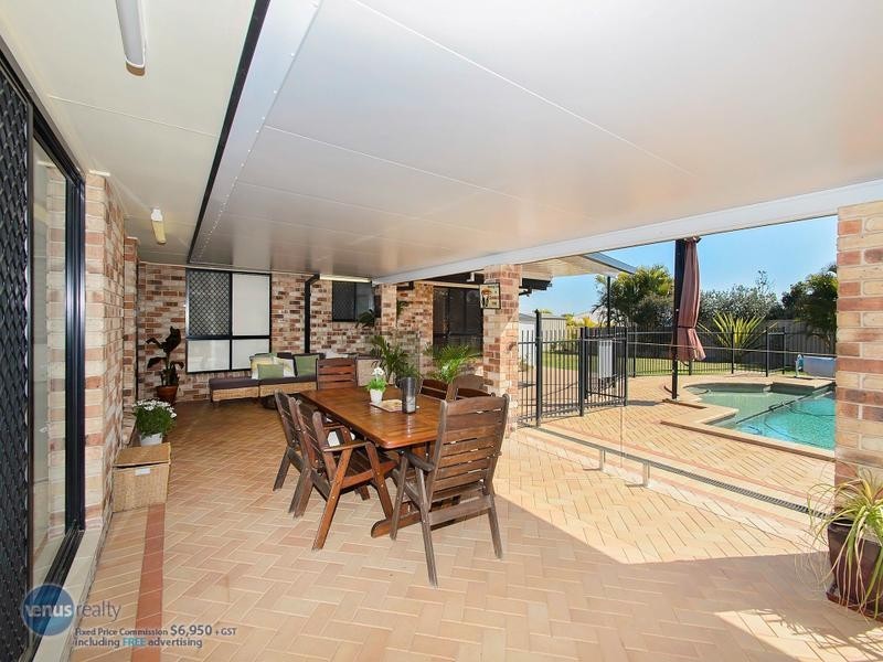 6 Regency Grove, Flinders View QLD 4305