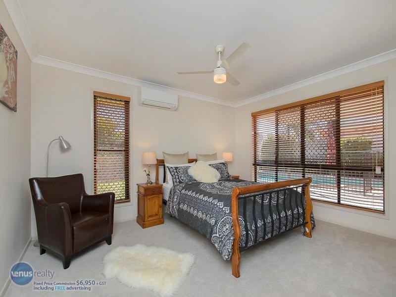 6 Regency Grove, Flinders View QLD 4305