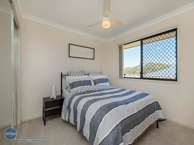 6 Regency Grove, Flinders View QLD 4305