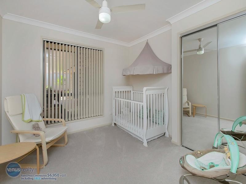 6 Regency Grove, Flinders View QLD 4305