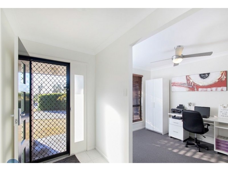 7 Crystalwood Court, Fernvale QLD 4306