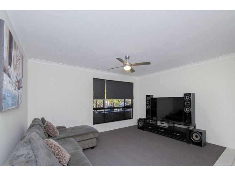 7 Crystalwood Court, Fernvale QLD 4306