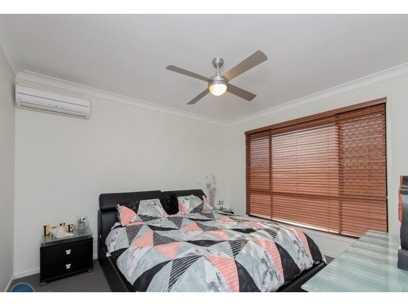 7 Crystalwood Court, Fernvale QLD 4306