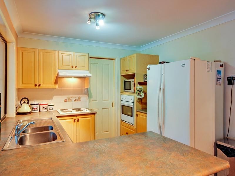 30 Elkhorn Street, Fernvale QLD 4306