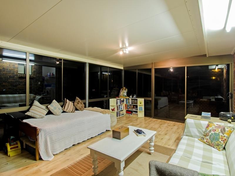 30 Elkhorn Street, Fernvale QLD 4306