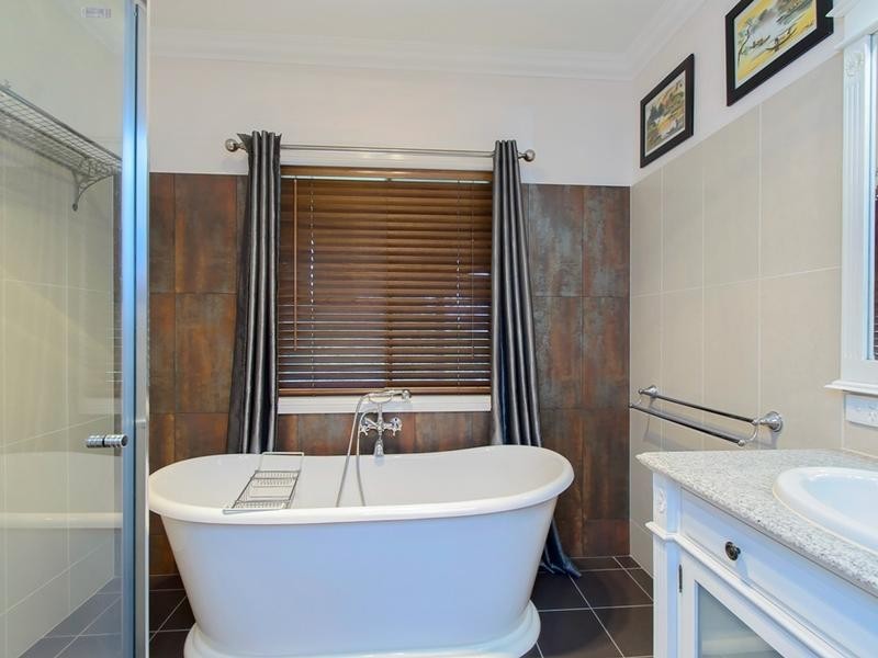 65 Lyndon Way, Karalee QLD 4306