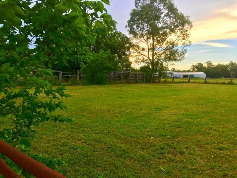 8 White Street, Bundamba QLD 4304