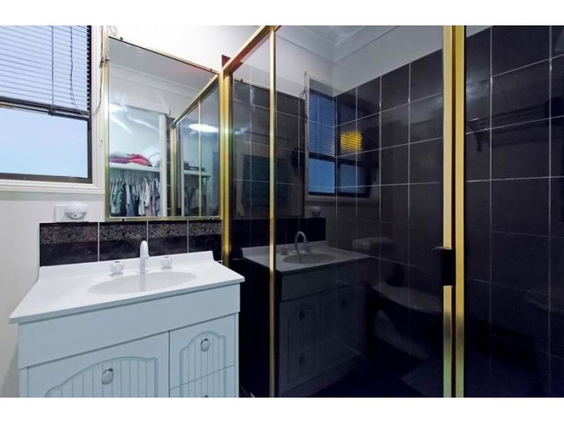 30 Elkhorn Street, Fernvale QLD 4306