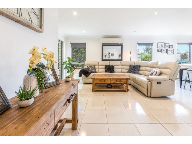 41 Honeywood Drive, Fernvale QLD 4306