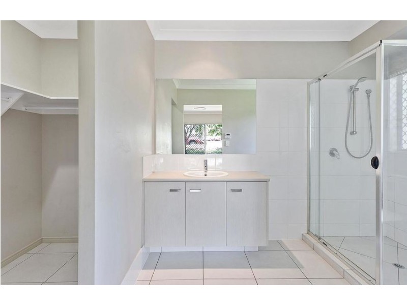 3 Crystalwood Court, Fernvale QLD 4306
