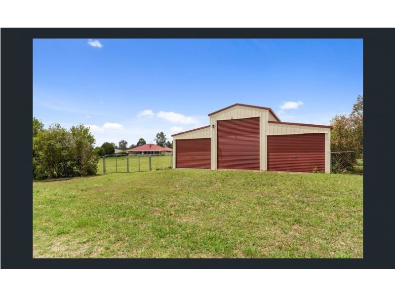 20 Ivory Close, Peak Crossing QLD 4306