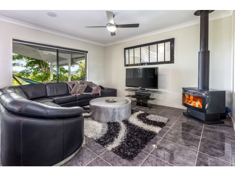 4 Janet Close, Fernvale QLD 4306