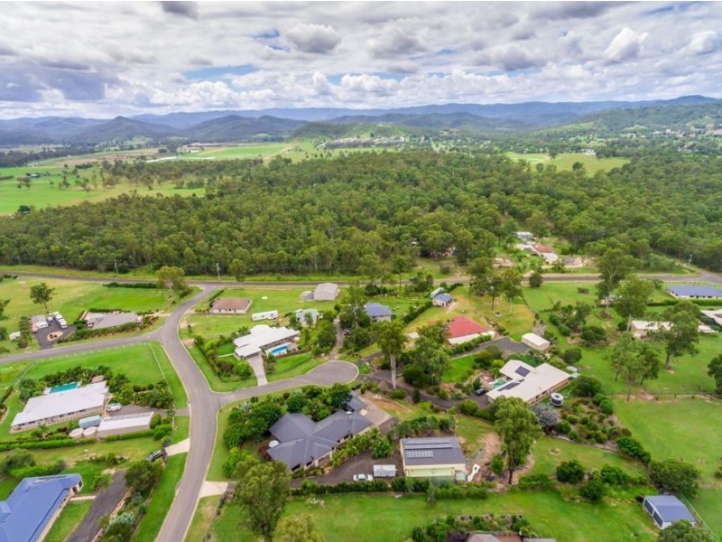4 Janet Close, Fernvale QLD 4306