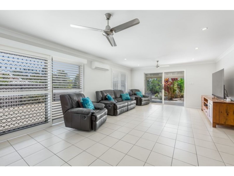 63 Carralluma Crescent, Fernvale QLD 4306