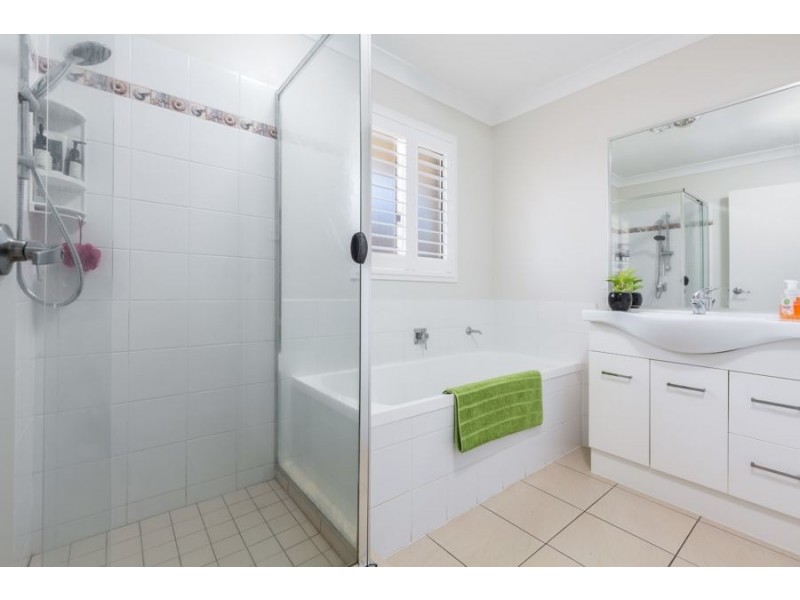 63 Carralluma Crescent, Fernvale QLD 4306