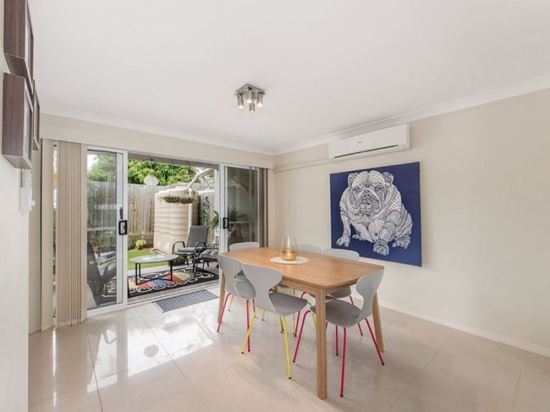 2/28 Green Street, Booval QLD 4304
