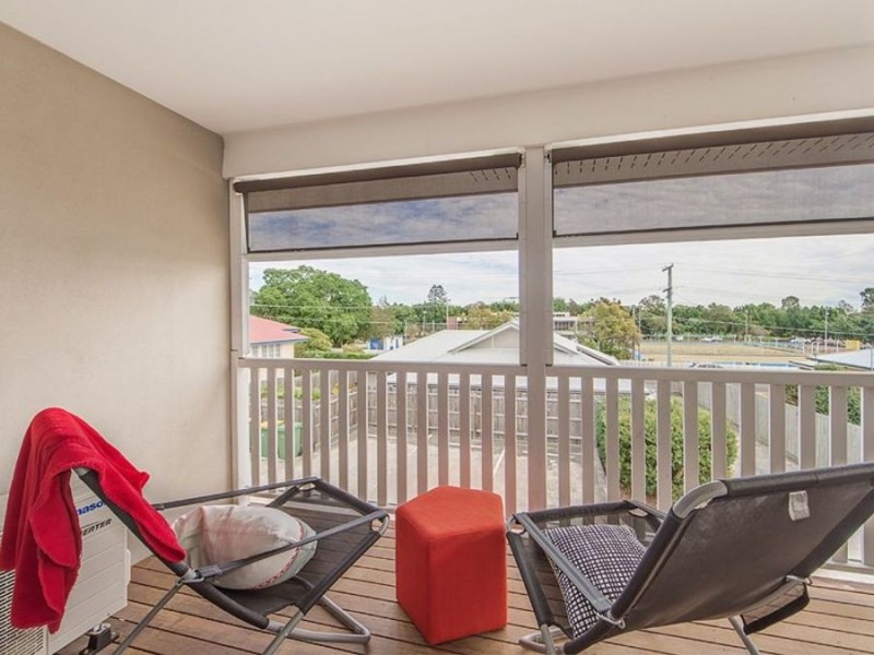 2/28 Green Street, Booval QLD 4304