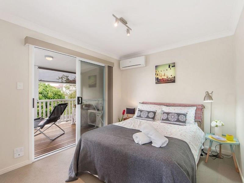 2/28 Green Street, Booval QLD 4304