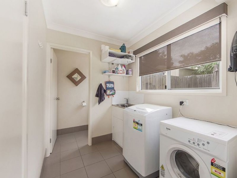 2/28 Green Street, Booval QLD 4304