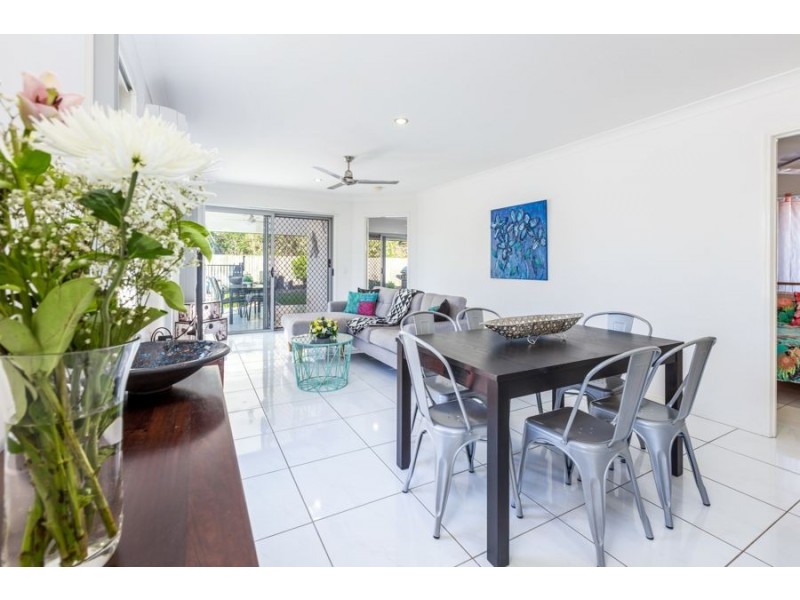 71 Honeywood Drive, Fernvale QLD 4306