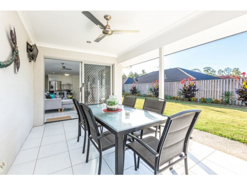 71 Honeywood Drive, Fernvale QLD 4306