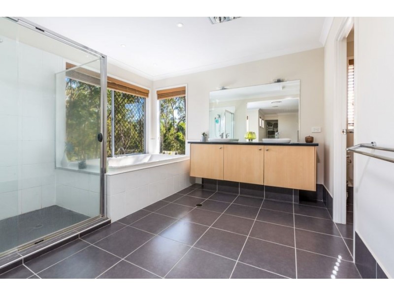 371 George Holt Drive, Mount Crosby QLD 4306