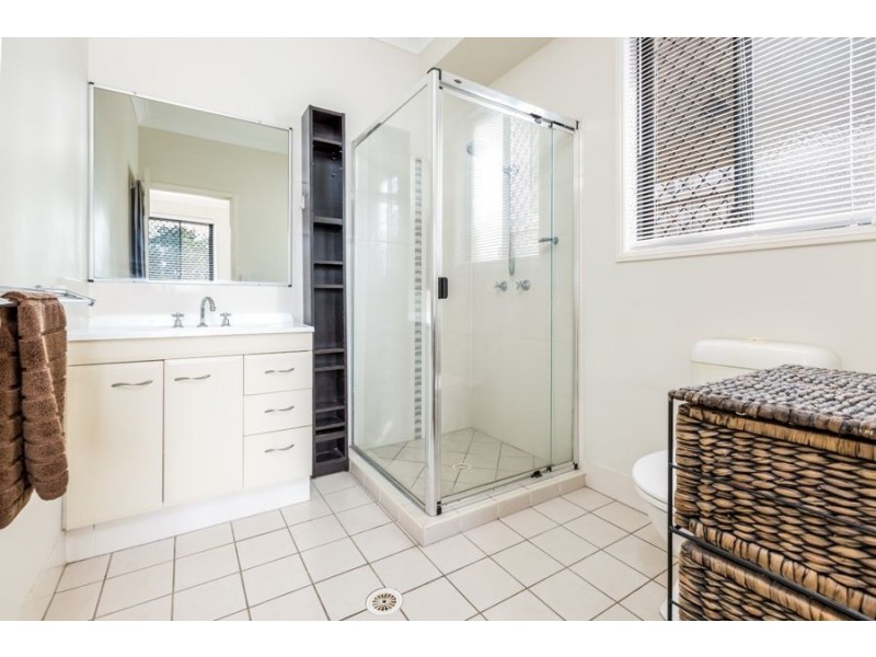 14 Shamrock Court, Chuwar QLD 4306