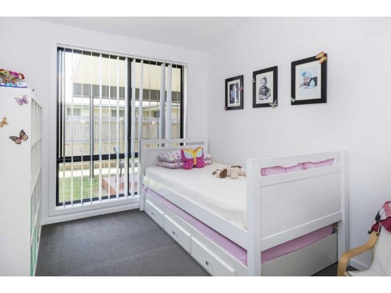 2/6 Denning Street, Fernvale QLD 4306