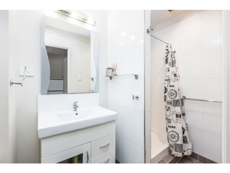 3 Guldbransen Street, Somerset Dam QLD 4312