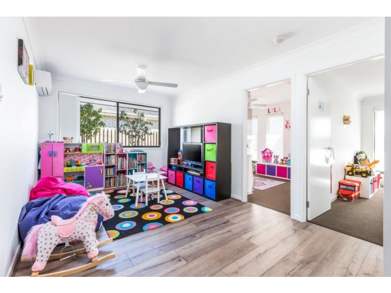 11 Ironwood Street, Fernvale QLD 4306