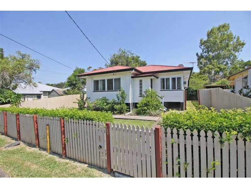 121 Glebe Road, Silkstone QLD 4304