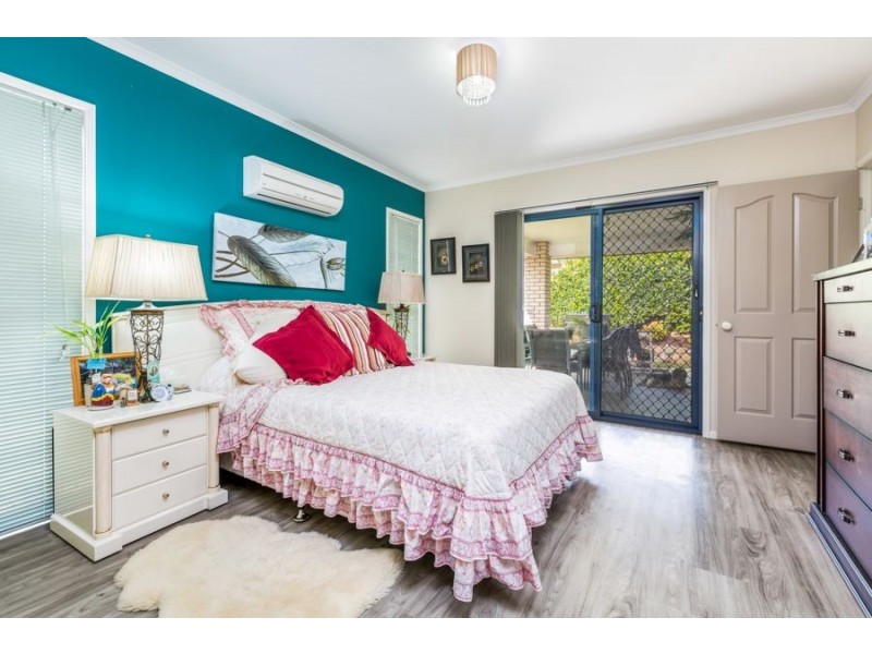 16 Bolingbroke Street East, Fernvale QLD 4306