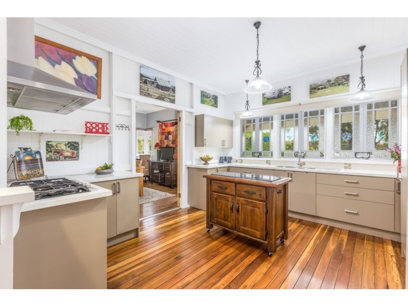 24 Tallon Street, Sadliers Crossing QLD 4305