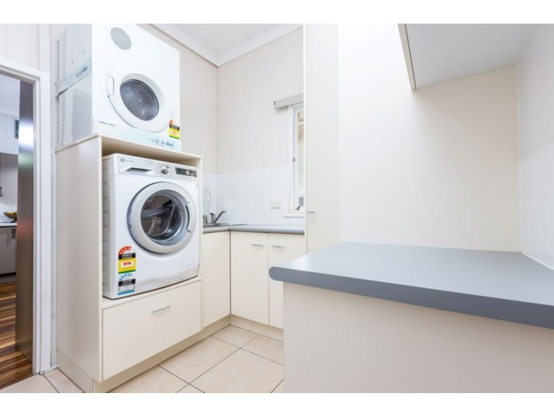 24 Tallon Street, Sadliers Crossing QLD 4305