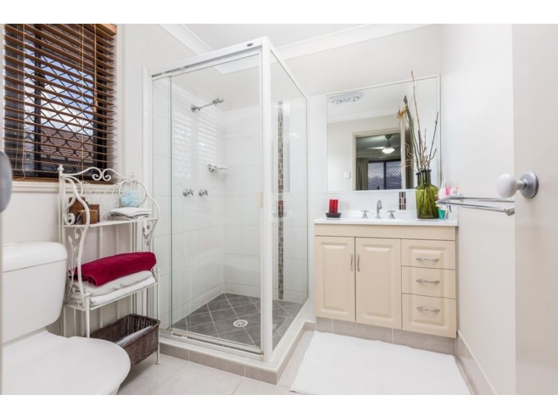 34 Honeywood Drive, Fernvale QLD 4306