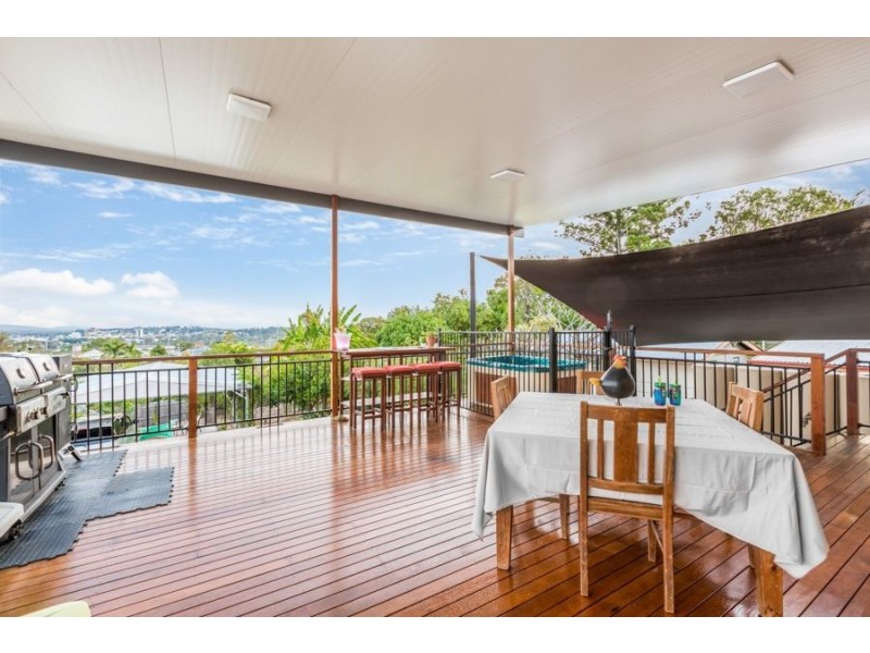 7 Hill Street, North Ipswich QLD 4305